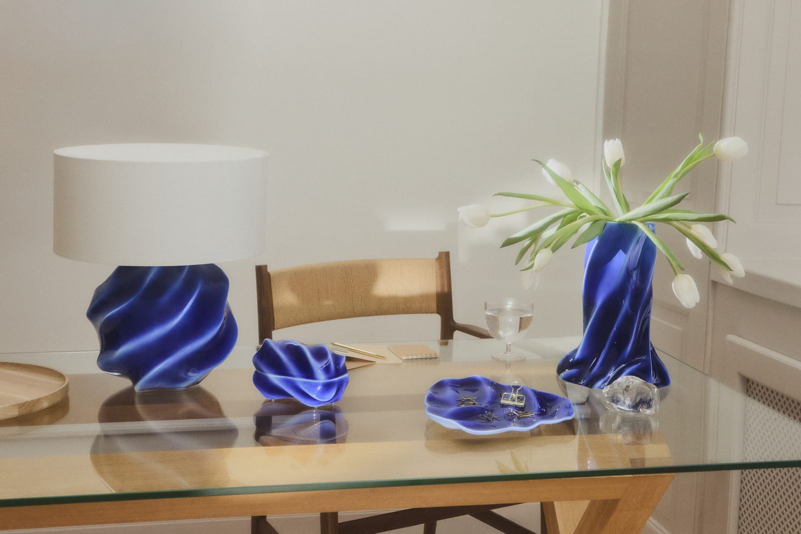 🇩🇰 Von der Jubiläumstafel zur Solisten-Vase: Royal Copenhagen und die Frühjahrs-Kollektion „Vivid Vessels“